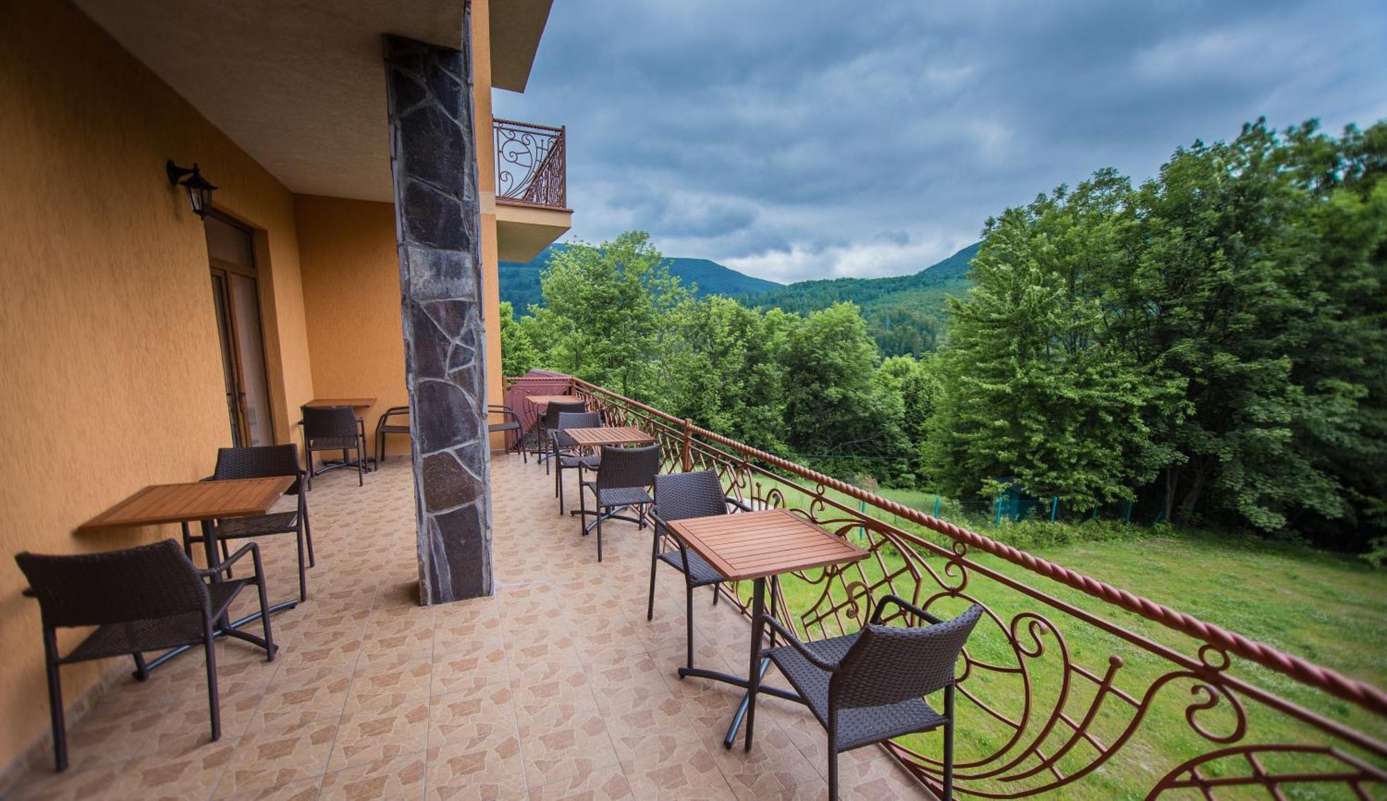 Vovk Gasthaus シンヤク エクステリア 写真